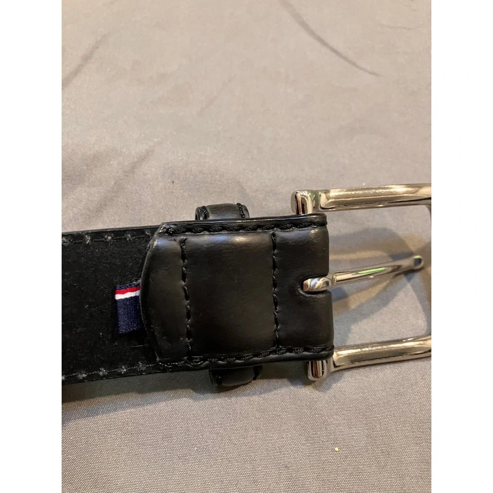 Tommy Hilfiger Belt Mens 40 Black Coated Leather Silver Buckle Logo 40/100
